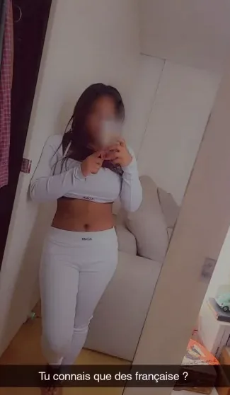 Azzurra, 25 anni