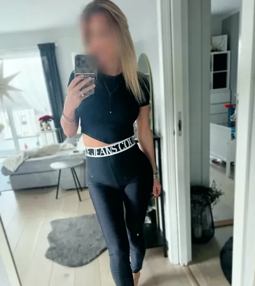 Claudia, 32 anni