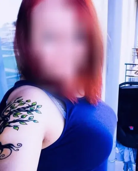 Elena, 38 anni