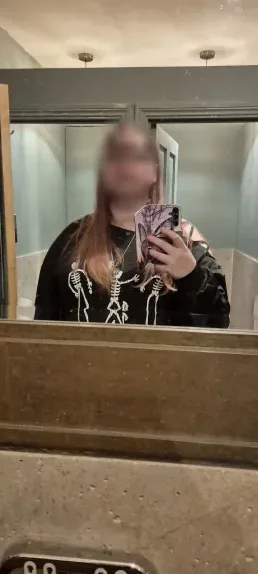 Nicoleta, 21 anni